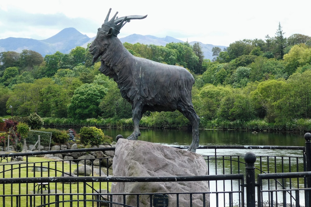 Knockbrack