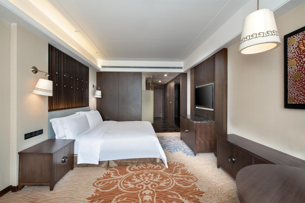 Crowne Plaza Yading by IHG
