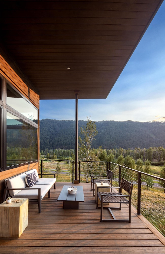 The Cabins At Snake River Sporting Club