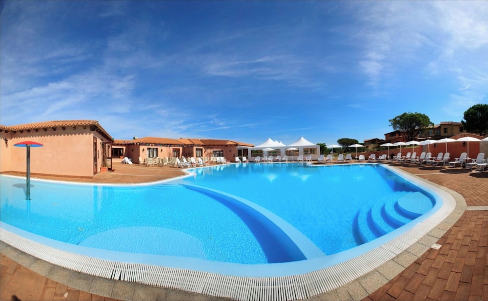 Relaxing Residence Baia dei Mirti B4 1 Bedroom Apartment Sleeps 4 -bilo 4