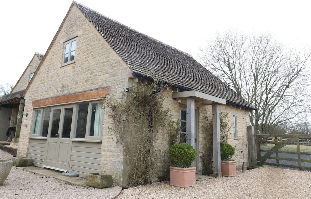 Pudding Hill Barn Cottage