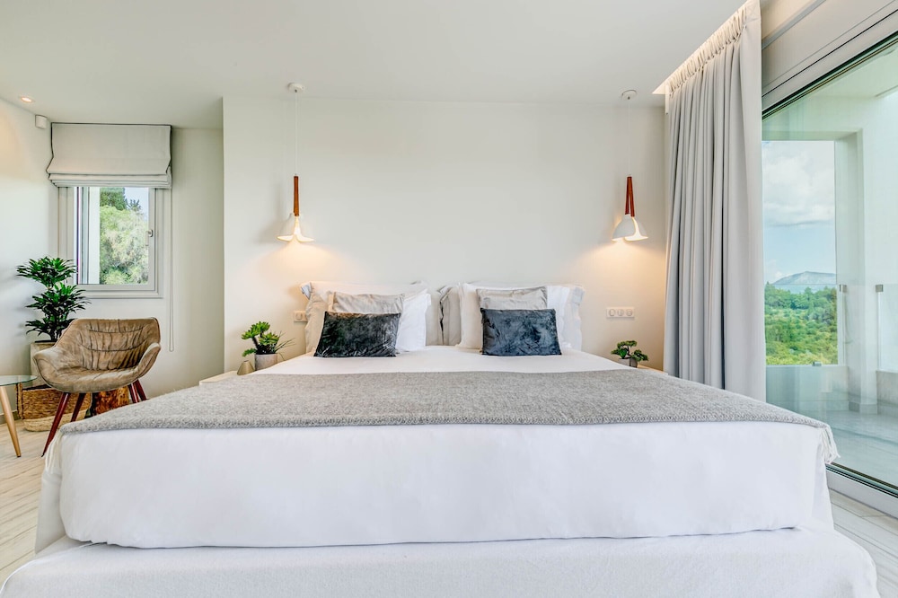 White Pearl Premium Villa Corfu view 2