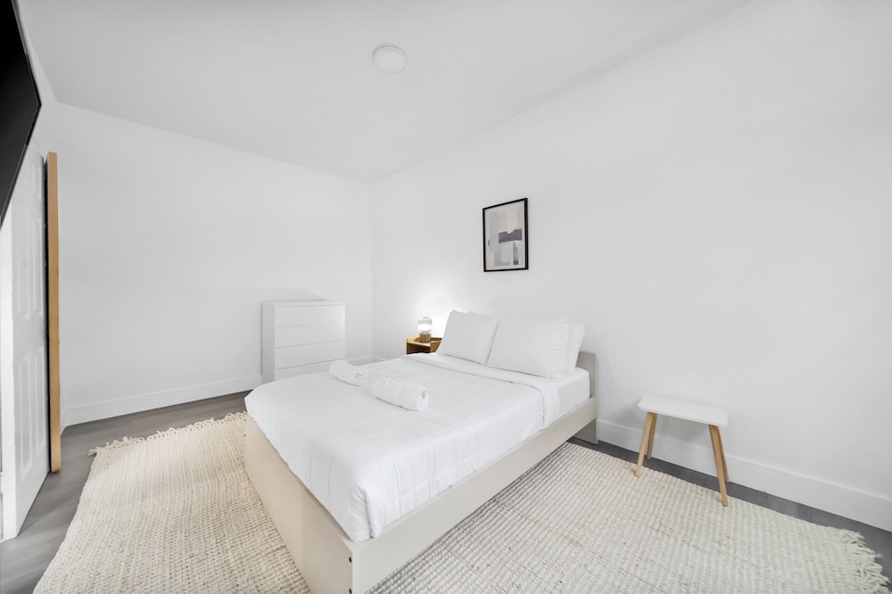 Historic 2 Bedroom Retreat