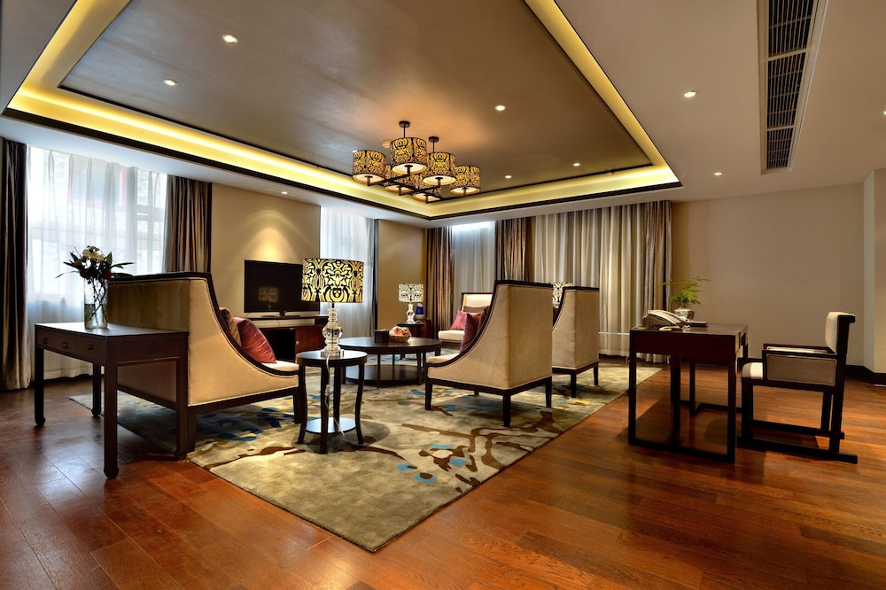 Crowne Plaza Yading by IHG