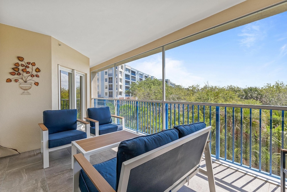 Oceanwalk 6-205