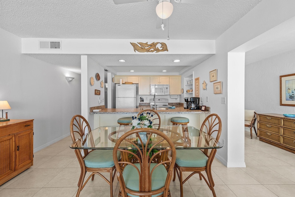 Smyrna Beach Club 607a