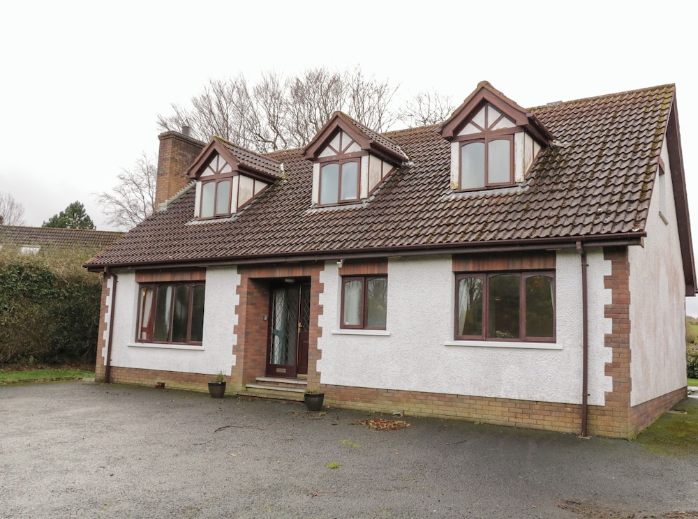 Tudor Lodge