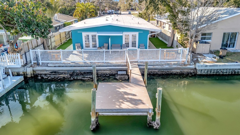 East Gulf Dockside Beach Homes