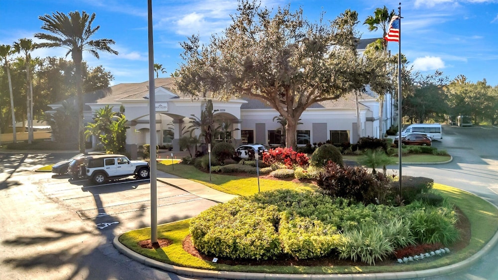 8303 Palm Disney