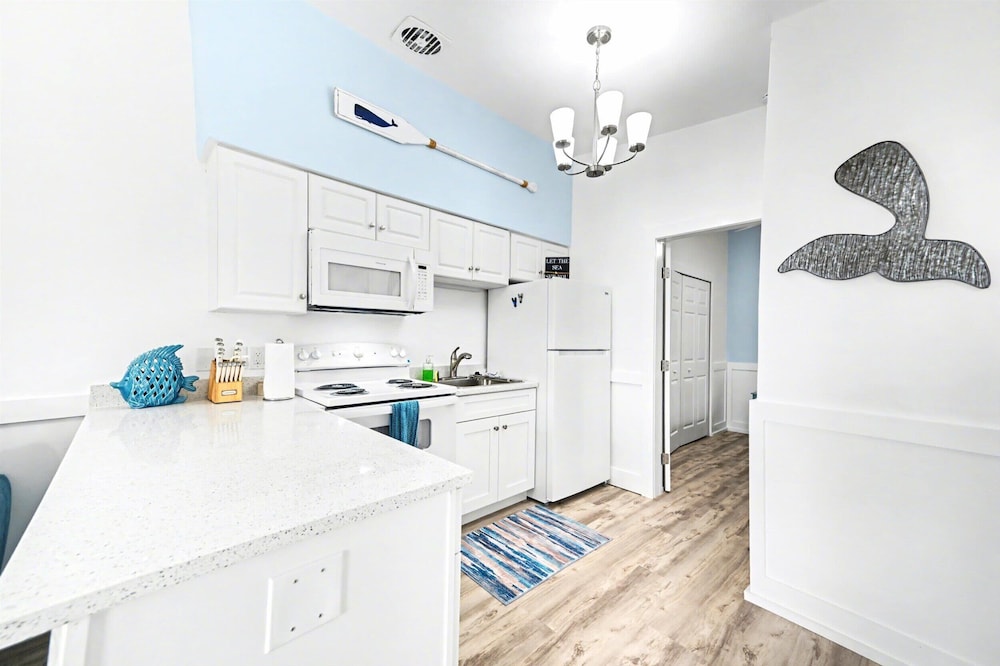 Waterway Vista Suite Pet Friendly Boat Dock