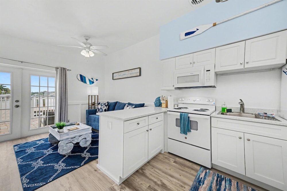 East Gulf Dockside Beach Homes