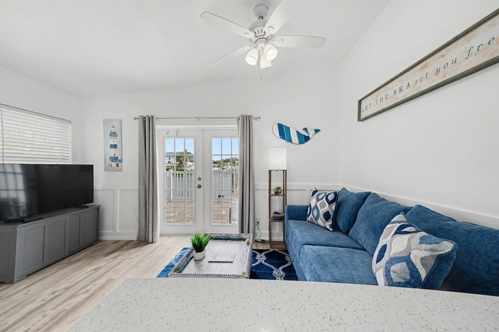 East Gulf Dockside Beach Homes