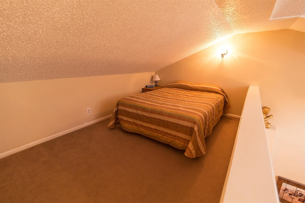 Photo 51