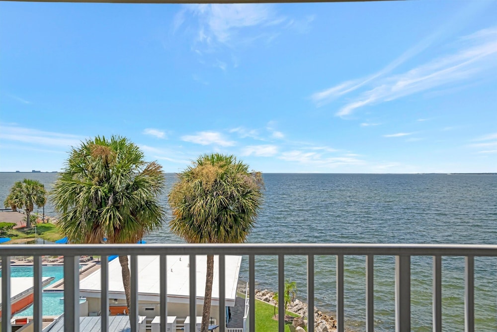 The Flamingo Balcony Waterview Heated Pool