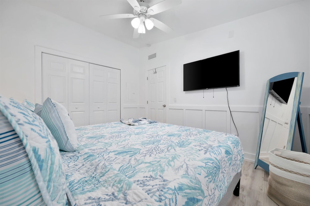 East Gulf Dockside Beach Homes