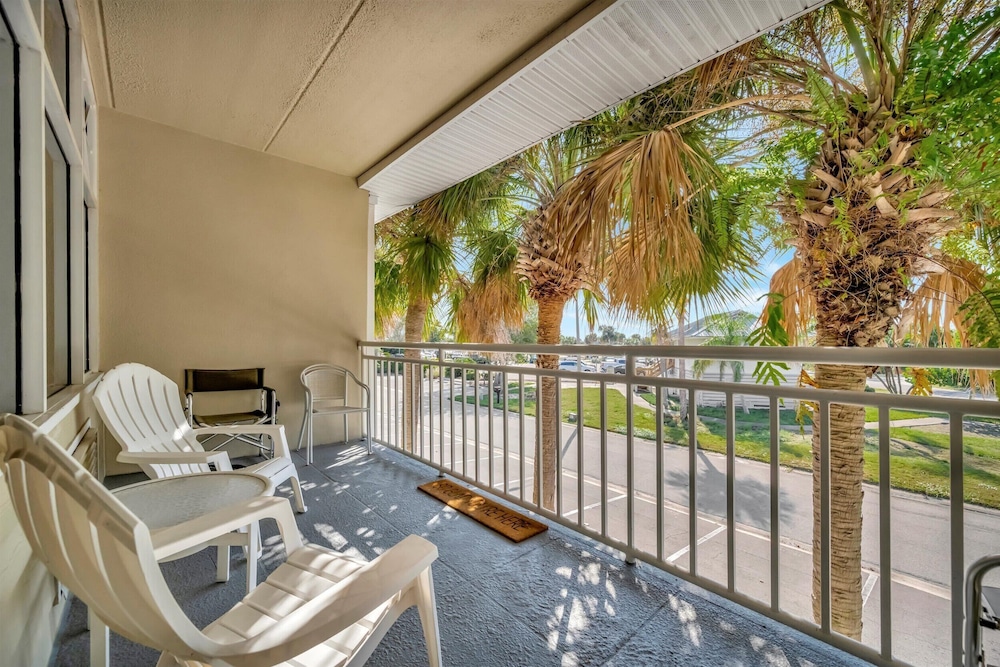 Sunset Suite - Private Balcony Gym Pool