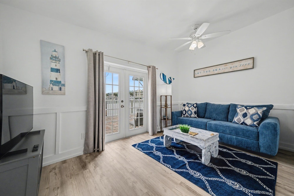 East Gulf Dockside Beach Homes