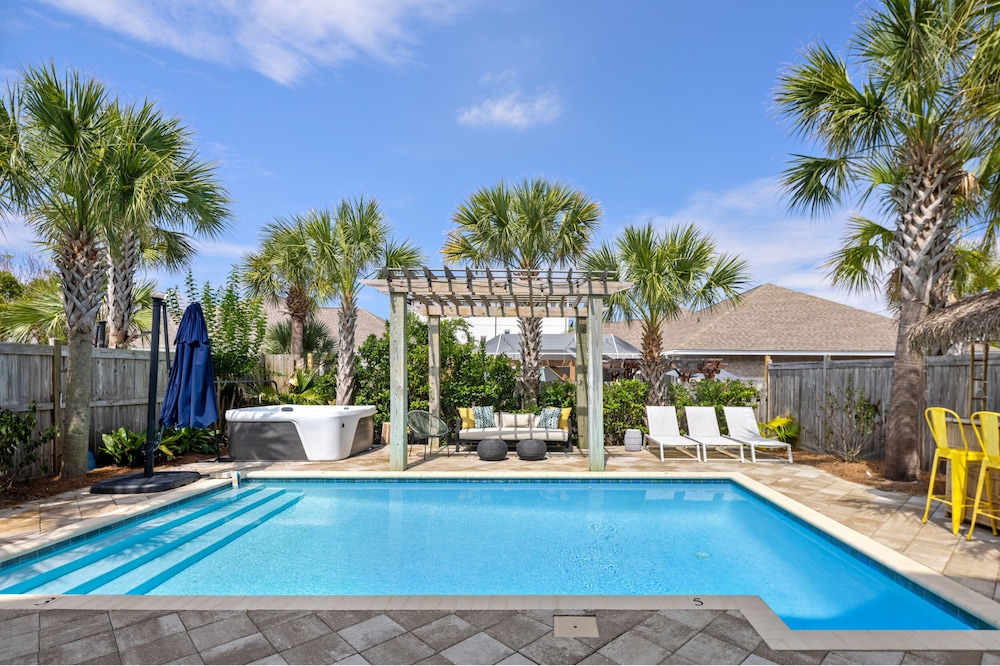 Luxury Living Miramar Dream House Retreat 5 Bedroom Home