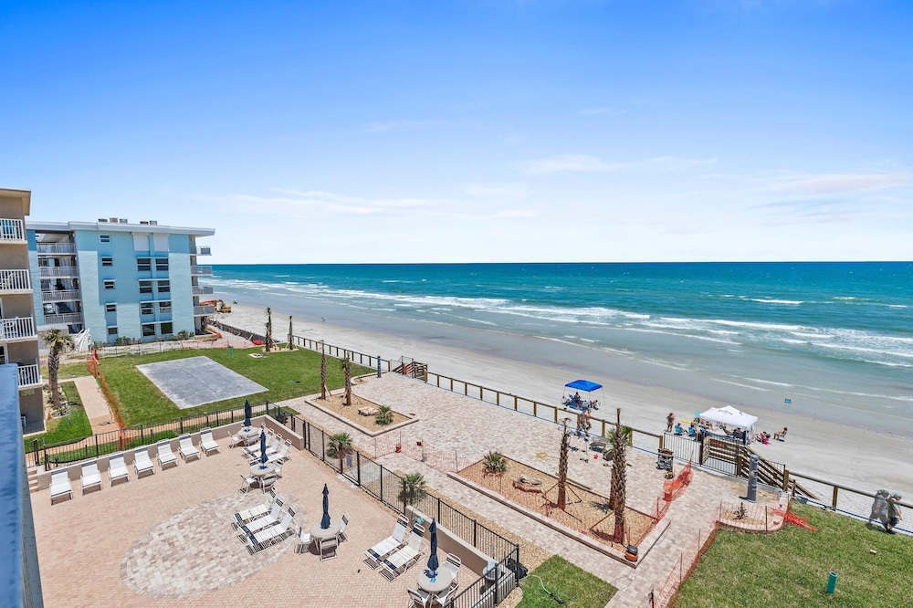 Sea Coast Condominium 518