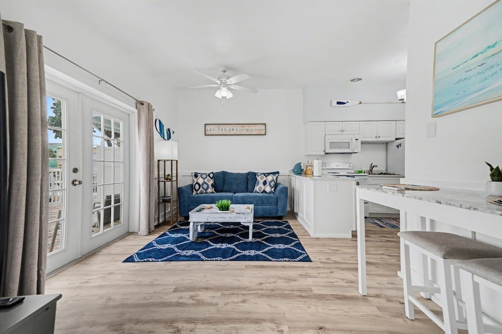East Gulf Dockside Beach Homes