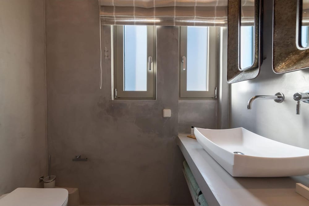 Coocono Tinos Private Villas