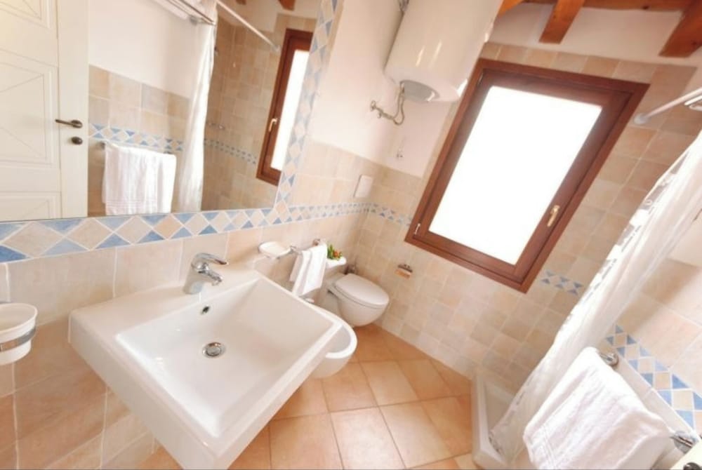 Relaxing Residence Baia dei Mirti B4 1 Bedroom Apartment Sleeps 4 -bilo-4