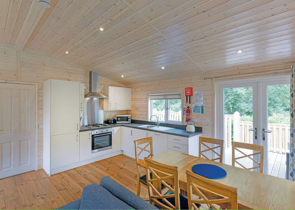 4 Isle of Skye Lodge