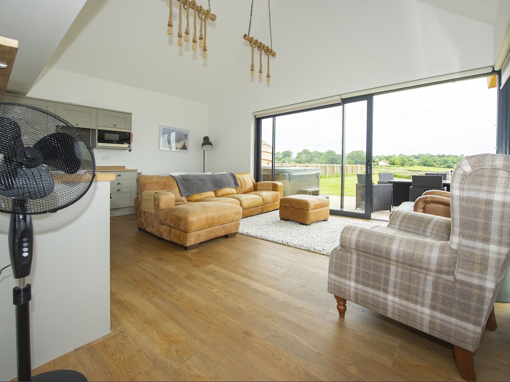 Starling Lodge