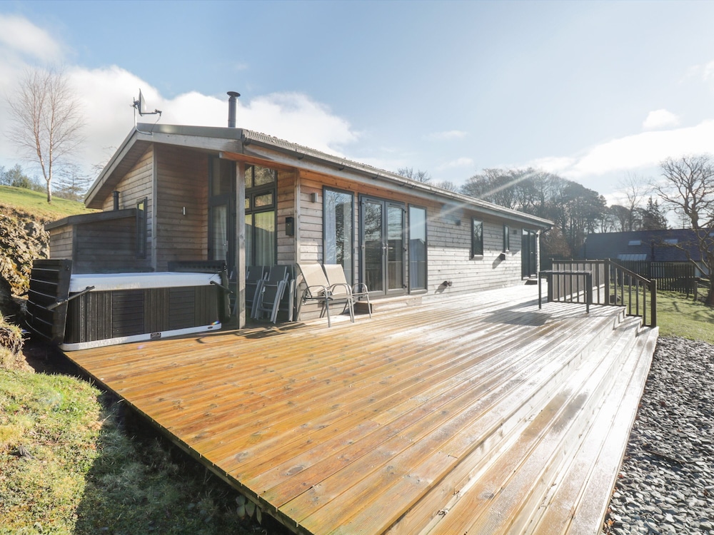 Tarn Lodge