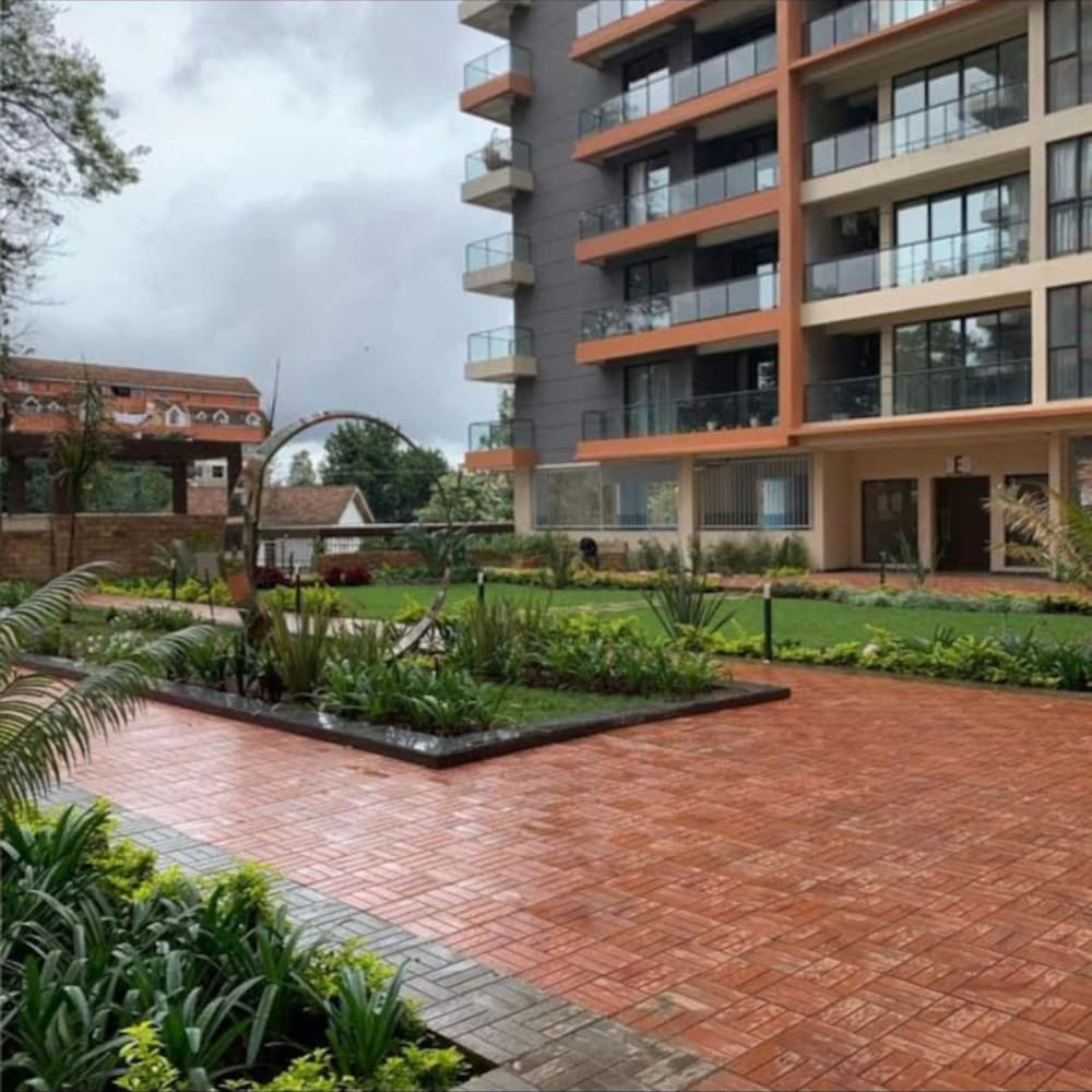 Urban Oasis View Palace Apartments-3 Bed