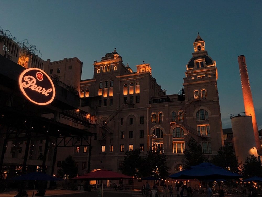 Stylish Stay With Unforgettable Downtown Views
