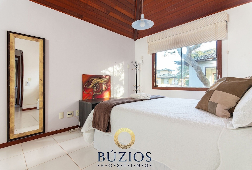 Bz55 Casa 200m da praia com 4 suítes
