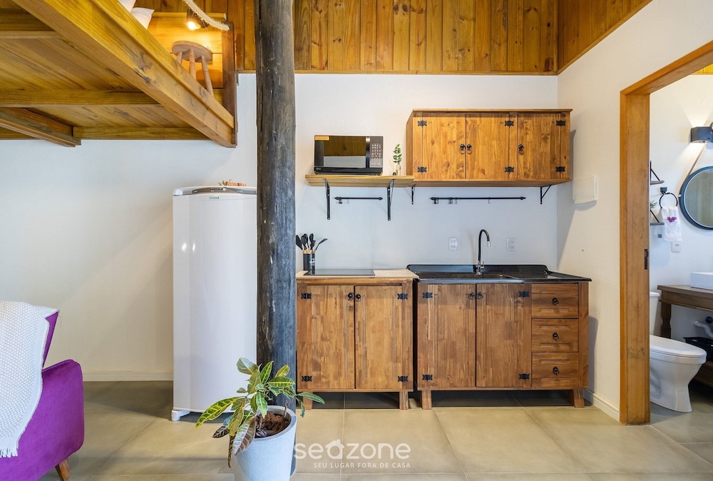 Your Getaway in Florianopolis, Just Minutes From the Beach NDE