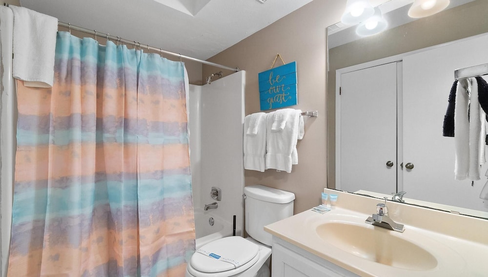 Driftwood Towers #4E by Southern Vacation Rentals