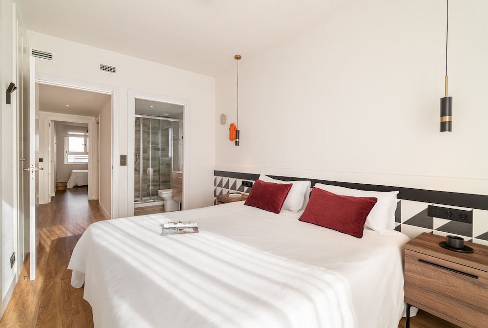 Port Forum Apartments By Olala Homes