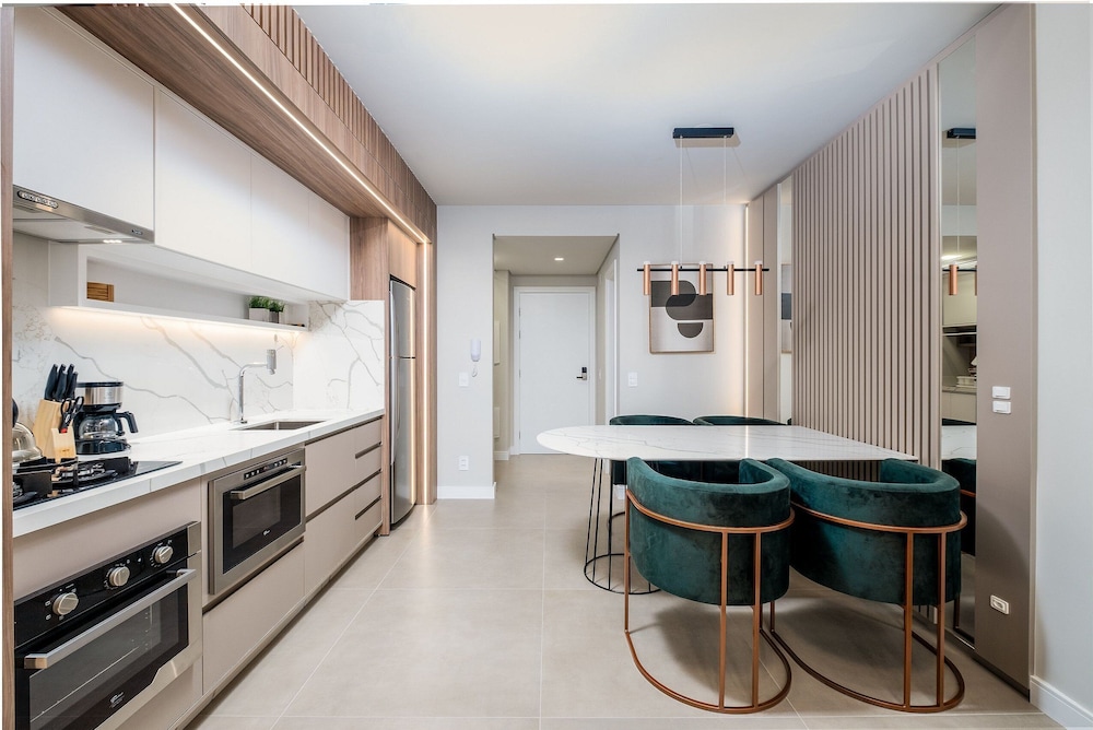 Cozy, Fully-equipped apt in new Building Jpr211