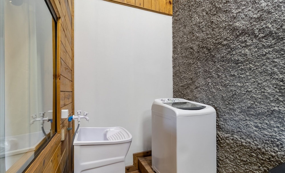Your Getaway in Florianopolis, Just Minutes From the Beach NDE