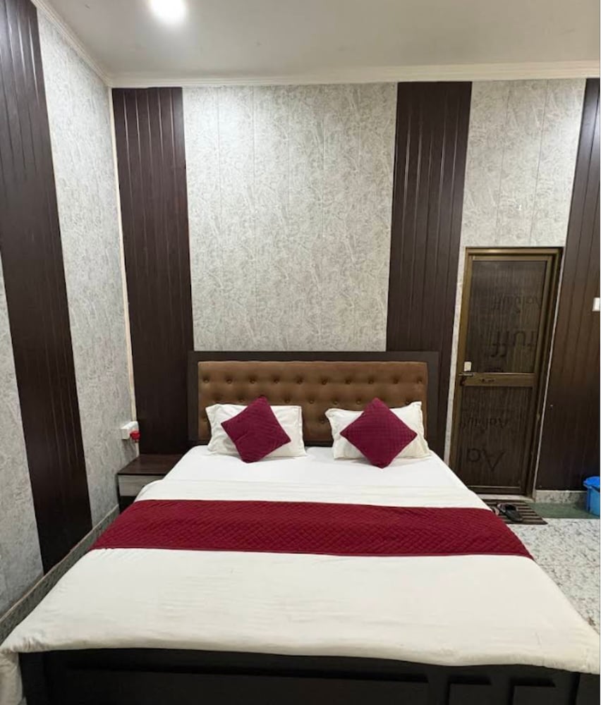 Hotel Indra Palace Jaunpur