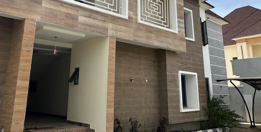 Captivating 2-bedroom Apartment in Kaduna City view 5