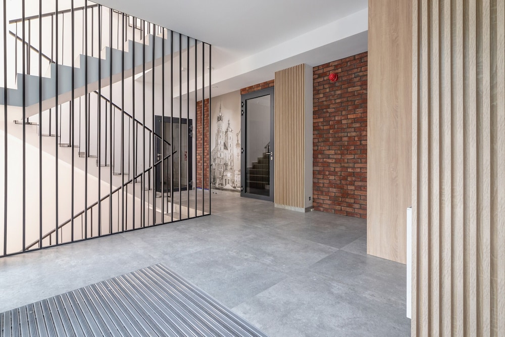 Studio Apartments Cracow by Renters view 5