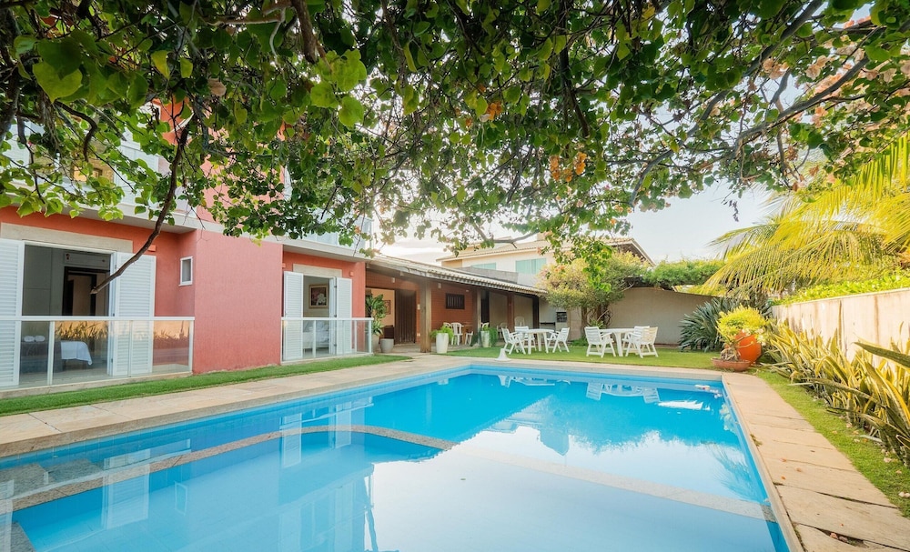 House w/ Pool 200 m From the Beach Pro0003