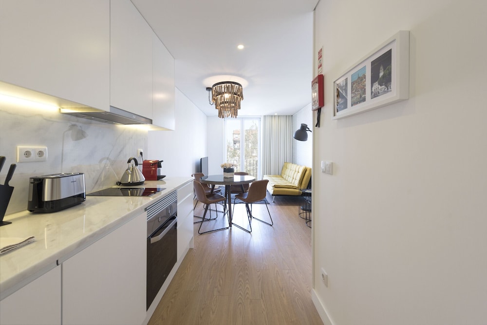 Downtown Bright Balcony Apartment by Vacationy