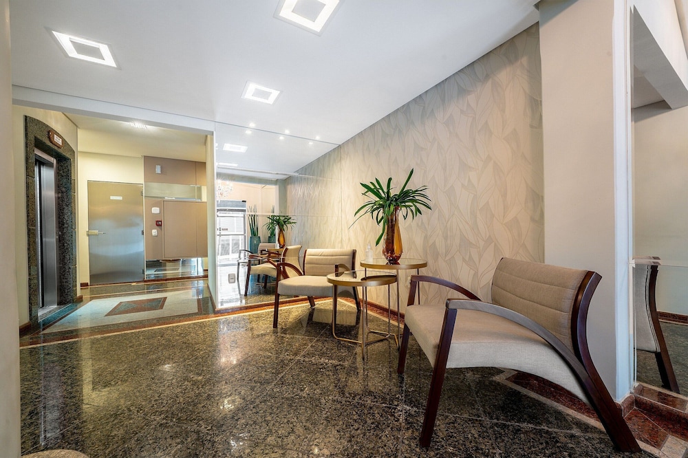Sea View Apartm. 130m From the Beach in BC Esa901