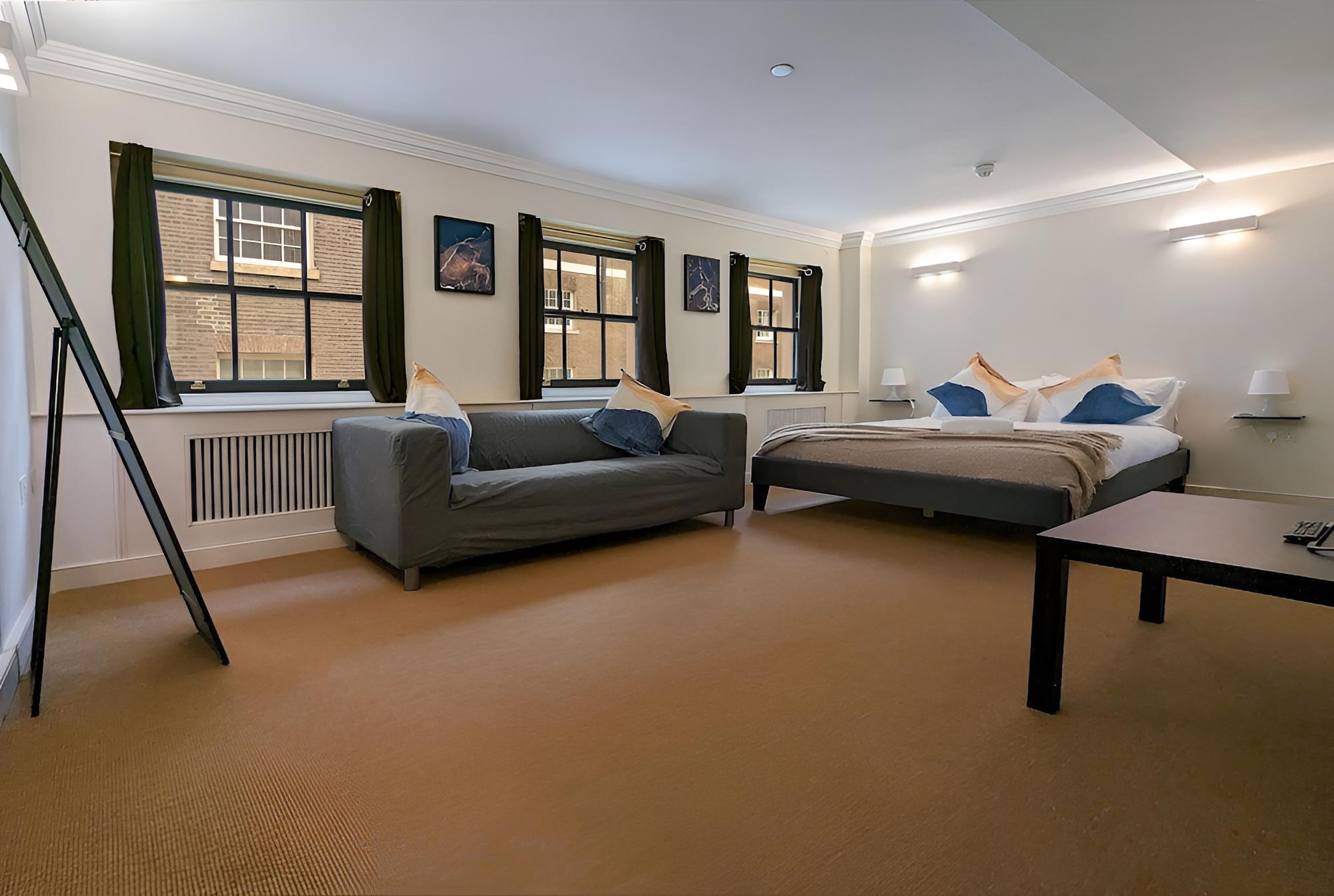 SUITE 4 DIAMOND