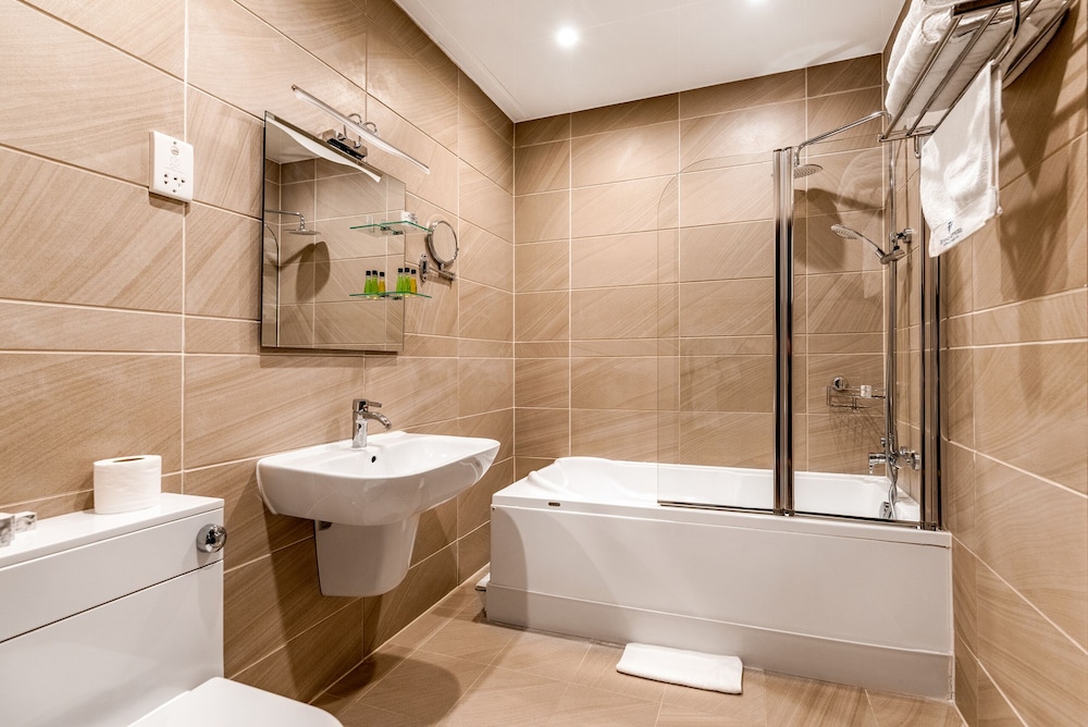 Croydon Vacations - Grand Sapphire Hotel  Banqueting - Property Image 9