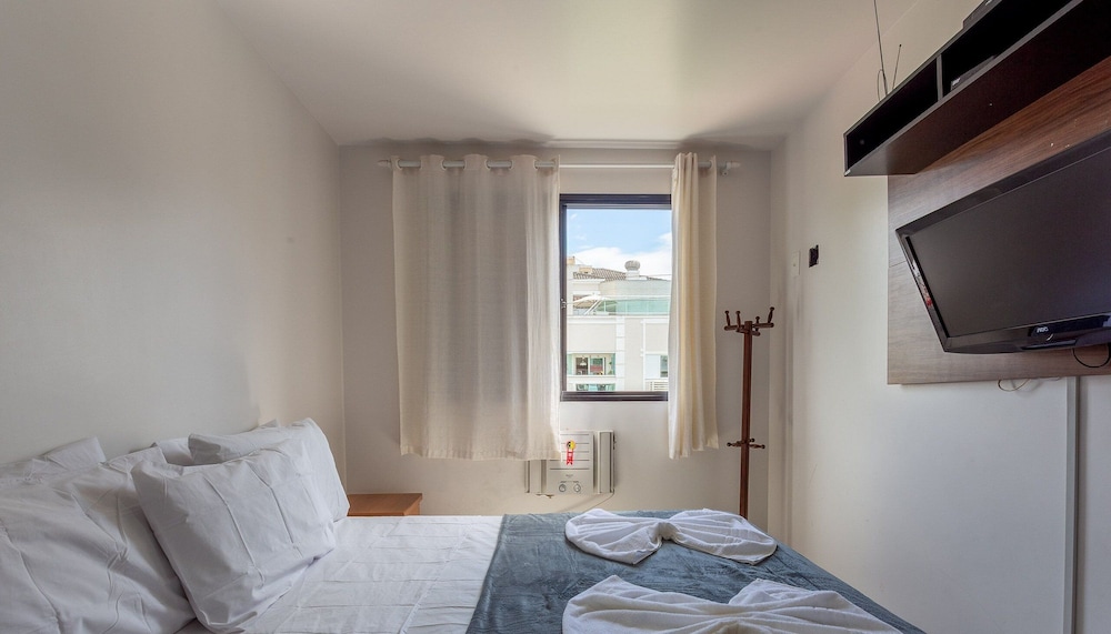 Apt w Barbecue 350m fr Canasvieiras Beach Aal0204