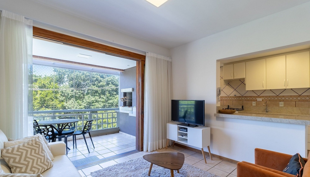 Charm and Comfort 450m From the Beach! Cmh0202