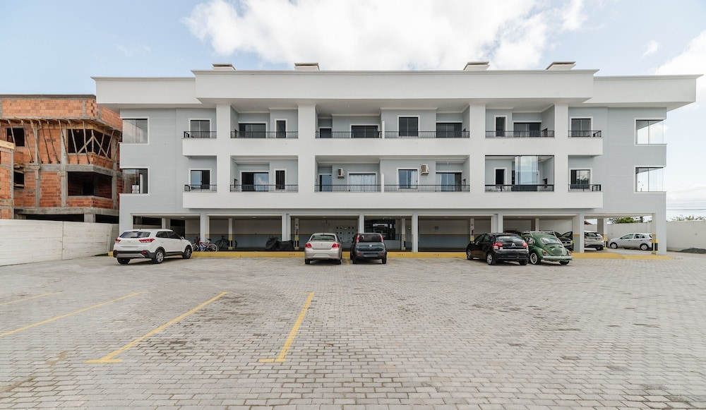 RRC - Condominium Near the Airport