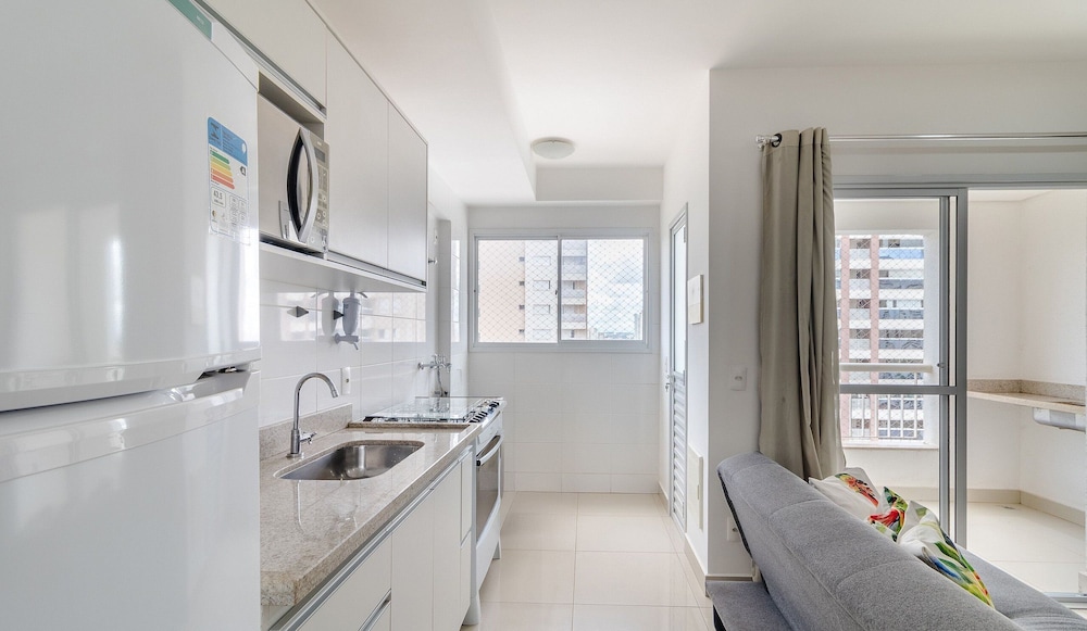 Apt w/ Pool in Setor Bueno - Nph0904