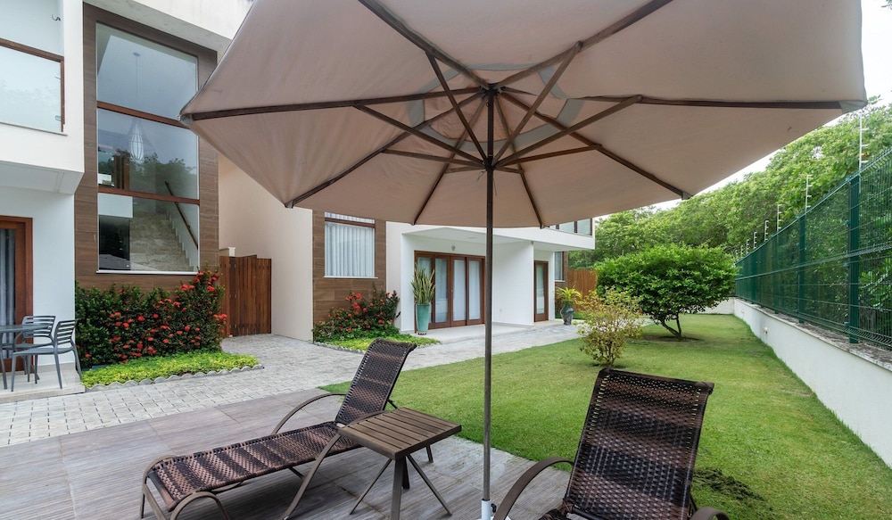 House w/ Pool 180m From Beach in Arraial Pbr0003